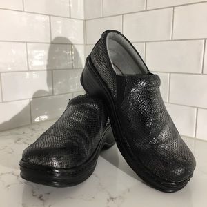Klogs USA Naples Black 7.5
